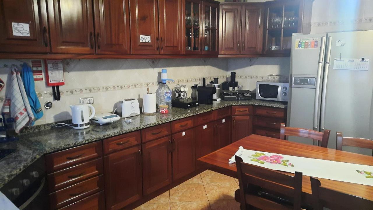 Homestay Ana Paula House